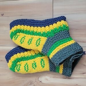 NWOT Hand-Knit Woolen Socks/Slippers